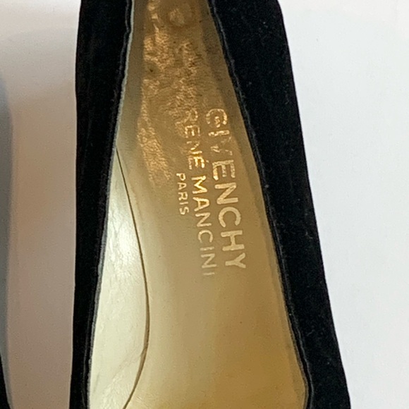 Givenchy Black Flats with Metallic Accents - Picture 6 of 7